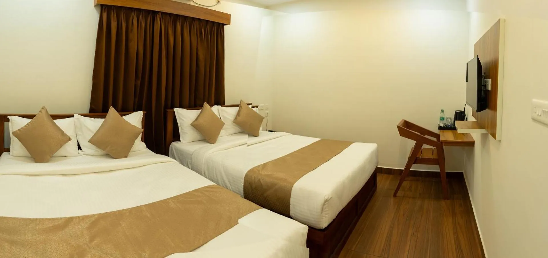 Hotel Fly View Airport Residency Nedumbassery 0*,  Indie