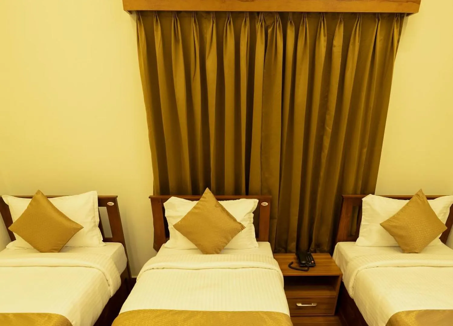 Hotel Fly View Airport Residency Nedumbassery